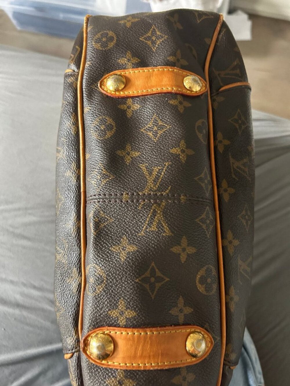 Authentic Louis Vuitton Galliera PM Monogram Shoulder Hobo Bag M56382 - Picture 6 of 16